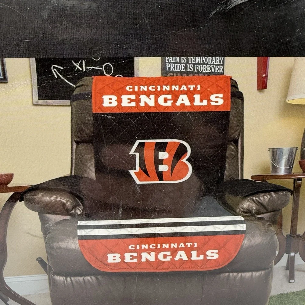 NFL Cincinnati Bengals Reversible Furniture Protector Sofa Cover‎ NIB 80